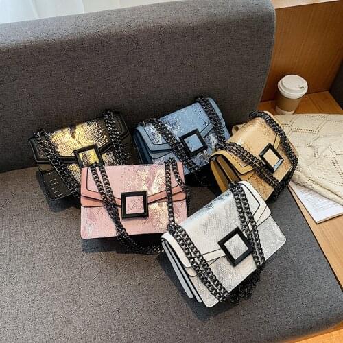 2020 New arrival high quality wholesale fashion design snakeskin pu leather crossbody bags women handbags purses with chain