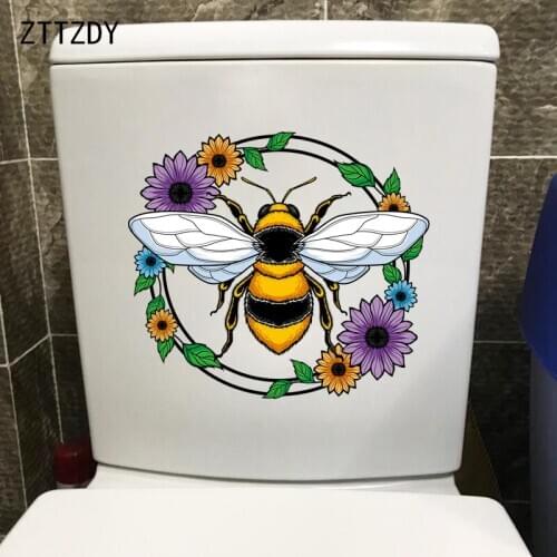 ZTTZDY 25CM×22.2CM Cartoon Bee Wreath WC Toilet Decoration Accessories Funny Home Wall Stickers T2-1021