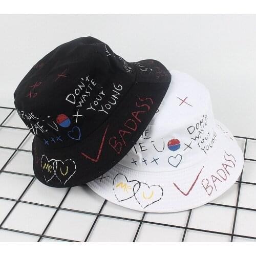 2021 New Unisex Bucket Hat Graffiti Alphabet Fisherman Hat Womens Summer Panama Hip-hop Mens Hat Outdoor Sun Protection Cap