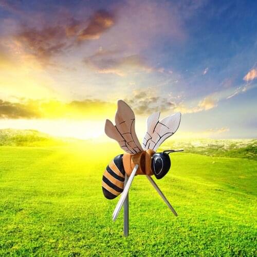 Wooden Wind Spinner Ornament Outdoor Garden Lawn Decoration Windmill Decoration Sculpture with Insert Stake