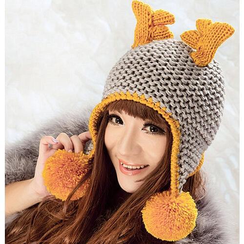 BomHCS Lovely Antlers Beanie Women Winter 100% Handmade Knitted Deer Horn Hat