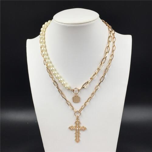 New Design Elegant Gold Color Hammered Square Pendant with Pearl Strand Layered Necklace For Prett Women Gift Party Look