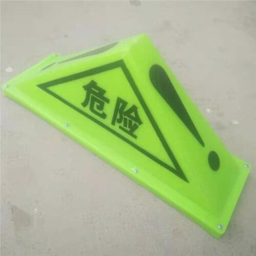 Truck Ceiling Triangle Light Dangerous Goods Sign Strong Magnet Warning Sign Tank Truck Chemical Chemical Roof Danger Sign