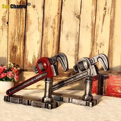 Retro Resin Wrench Pipe Tongs Model Industrial Style mechanical tool Creative Bar Coffee Shop Home Decor