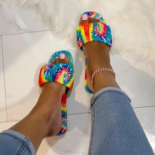 Summer Womens Slippers Flats Slip On Outdoor Tie-dye Square Toe Shoes Flip Flops Female Beach Slippers Summer Mature Sandals
