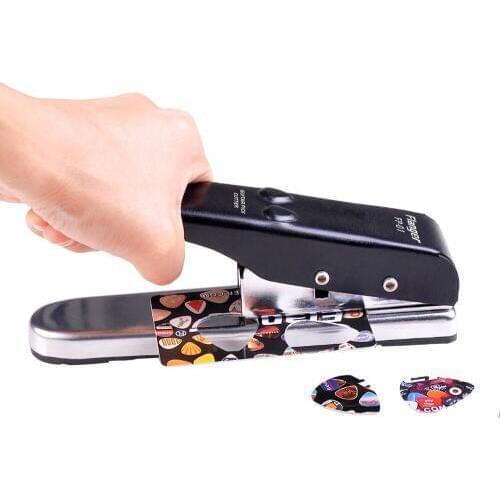 Flanger Guitar Pick Maker Plectrum Punch Cutter Made of Stainless Steel & Plastic Durable DIY Picks Stringed Instruments Tool