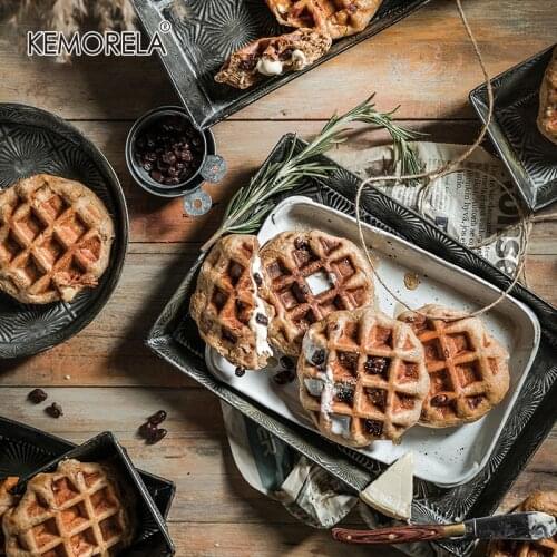 Retro Storage Tray Metal Iron Plate Storage Bread Dessert Cake Bread Tray Home Antique Decoration Restaurant Photography Props