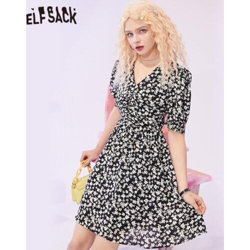 ELFSACK Floral V Neck High Waist Casual Vintage Dresses Women,2021 Summer Short Sleeve Princess Ladies Holiday Bohemia Dress