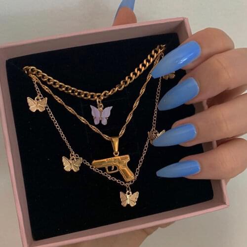 HipHop Multilayered Gun Butterfly Pendant Choker Necklaces For Women Jewelry Letter Charms Long Chain Girls Heart Cross Necklace