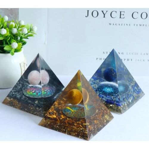 Natural Stone Resin Ornament Triangular Pyramid Shape Reiki Healing Amethyst Rose Quartz Desk Room Decoration Lucky Gift 6CM 1PC