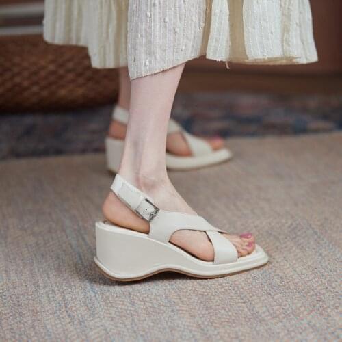 Female 2021 New Wedge Heel Casual Sandals for Women Korean Buckle Womens Sandals Pure Color Woman Shoes A107