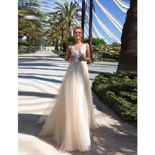 Ruby Bridal Plus Size Long A-line Wedding Dresses Champagne Tulle Ivory Lace Bridal Gown Sexy V-Back vestidos de novia 2020