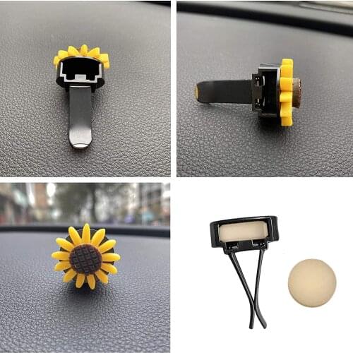 Car Air Vent Clip Charm Car Decor Car Accessories for Women Clip-On Ornament, Rhinestone Glam Car Interior Decoration Charm