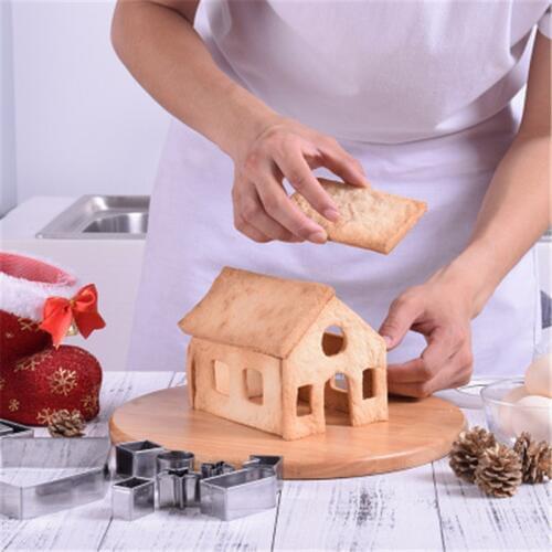 3D Christmas Gingerbread House Fondant Cookie Cutter Set Gingerbread Sugarcraft Cutter Biscuit Mold Kitchen Cake Decorating Tool