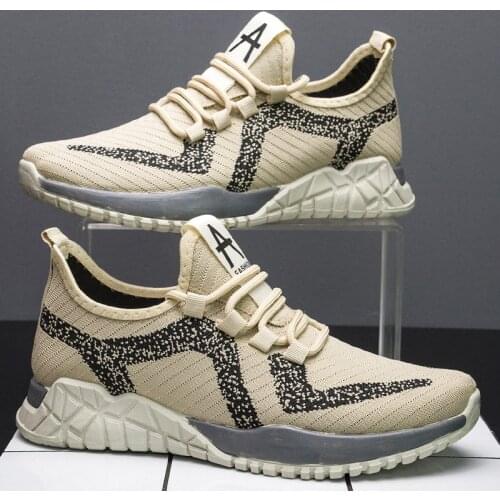 Light Man Running Shoes Comfortable Platform Sneakers Fashion Non Slip Wear Resistant Hiking Shoes 2021 Walking Shoes for Men