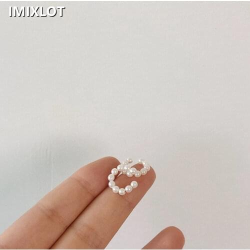 Elegant Simple Circle Pearl Ear Cuff Fake Piercing Clip on Earrings for Women Egirl Fashion Pearls Earcuff Earrings Jewelry