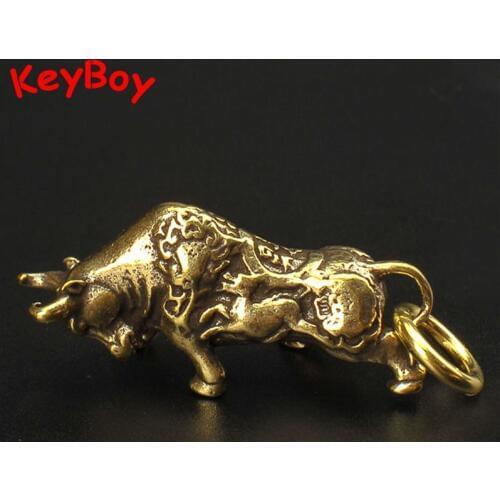 Pure Copper Solid Lucky Bull Key Chains Pendants Brass Animal Wall Street Bullfighting Keychain Hanging Trinkets Car Key Rings