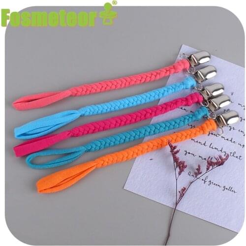 Fosmeteor Handmade Crochet Baby Pacifier Chain Retro Cotton Yarn Drop-Resistant Newborn Dummy Metal Pacifier Clip Molar Gift