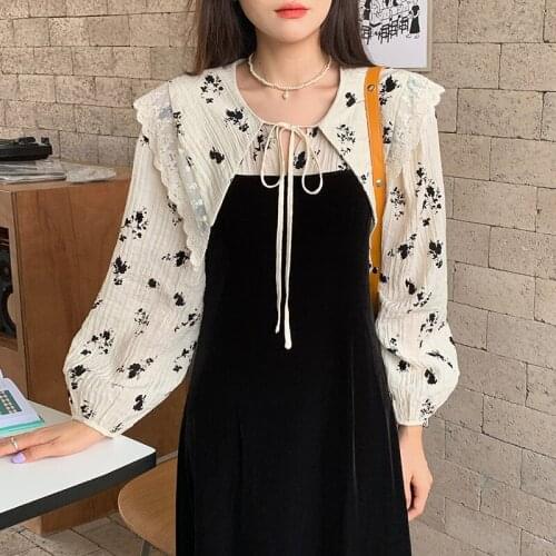 Woman Dress 2021 New Korean Fashion Elegant Lace Pointy Neck Tie Stitching Fake Two-piece Floral Velvet Long-sleeved Vestidos