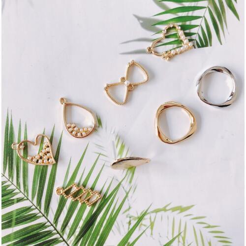 4pieces / lotAlloyRoundLoveovalwhite k kgoldpendantEarringAccessories stainless steel jewelrydiy jewelrytassel jewelry findings