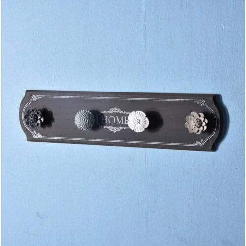 1PC Creative Wooden Flower Hooks Children Bedroom Hangers Wall Decoration Wall Hanging Clothes Hooks NU 003