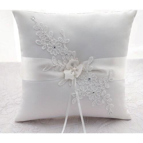 European Bride Lace Embroidered Flower Ring Pillow Handmade Silks And Satins Cushion Country Wedding Decorations Accessories