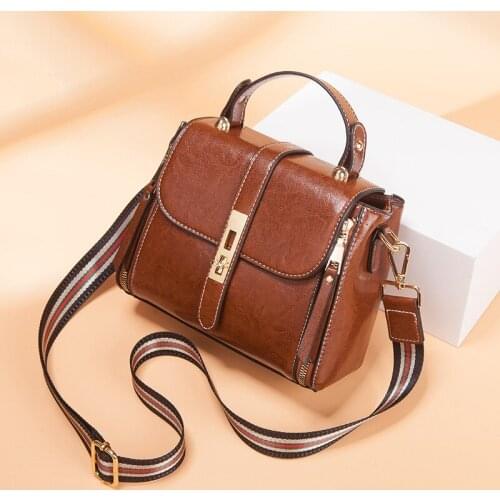 Solid Color One Shoulder Messenger Bag Handbag Women Summer Retro Fashion Large-Capacity Oil Wax Leather Lock Small Square Bag