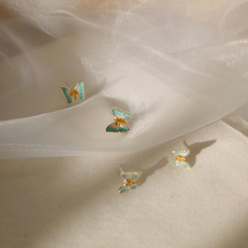 New Harajuku Sweet Butterfly Stud Earring Colorful Fashion Metal Punk Earring Cute Jewelry for Women Friendship Girl Gifts
