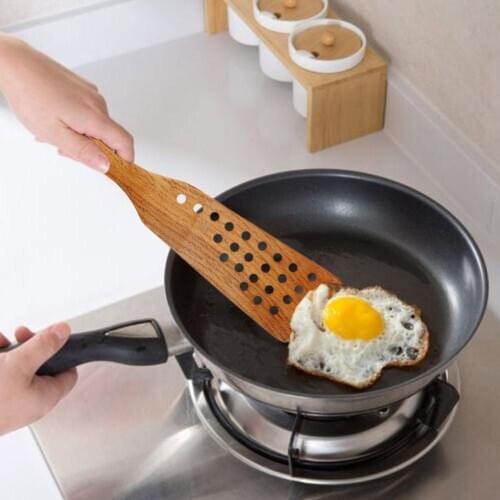 Non-Stick Wooden Spatula High Temperature Egg Steak Fried Spatula Wooden 24 Holes Slotted Spatula