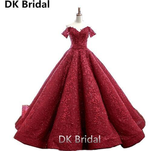 Elegant Cap Sleeve Ball Gowns Evening Dress Vintage Appliques Sequined Sweetheart Lace up Floor Length Prom Gown robe de soiree