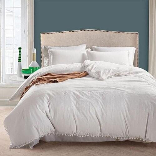 Bedding Home Textile Color Bedding Sets Soft Microfiber Comforter Cover With Tassel Pom High Quality Home Textile Suit