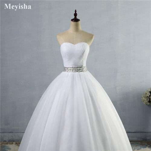 ZJ9040 2021 Tulle Bride Gowns Royal Simple Court Train Ball Gown Wedding Dresses Chapel Vintage Plus Size 14 16 18 20 22 24