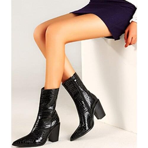 2021 Womens Autumn Winter Boots Sexy Pointed Thick High Heel Boots Large Size Fashion Breathable Thick Bottom Ankle Boots