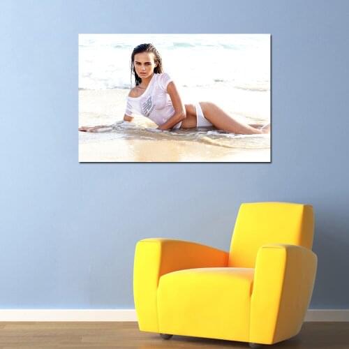 Beach Pretty Girl Poster Modern Simple Living Room Decoration Wall Art Unframed Canvas Painting For Hotel Apartment
