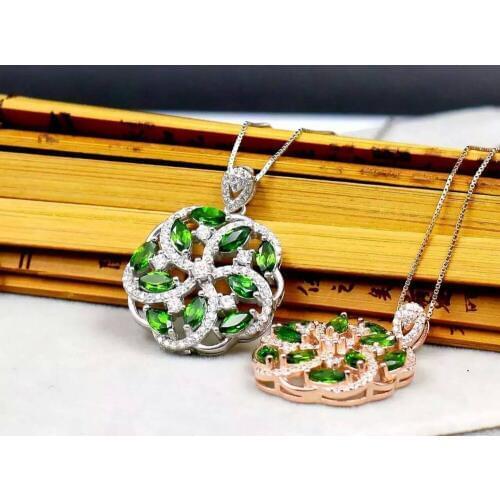 Natural green diopside pendant S925 silver Natural gemstone Pendant Necklace trendy Luxury round Fire wheel women gift jewelry