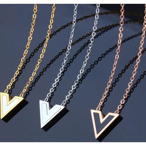 SHE WEIER vintage stainless steel necklaces & pendants chain necklace women collar shell womens clothing accessories