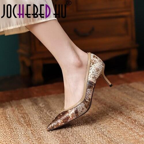 【JOCHEBED HU】Romantic Ladies Gem Crystal Flower Buckle Woman Floral Lace Bridal Pumps Sexy Pointed Toe Dress Shoes Rhinestone
