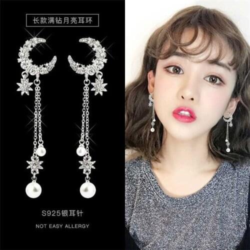 Korean Version of The New Long Star Tassel Moon Earrings Temperament Girl Pearl Tassel Earrings