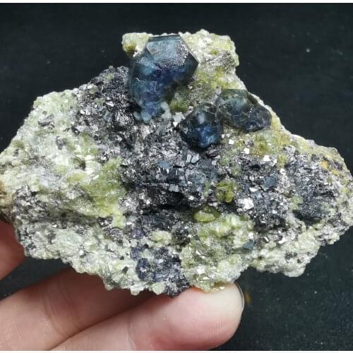 127.2gNatural blue violet fluorite, mica arsenopyrite, wolframite paragenetic mineral specimen CRYSTAL QUARTZ GEM