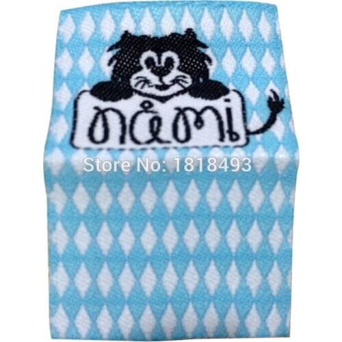 Free shipping customize main labels with center fold/clothing woven labels/garment embroidered labels/collar tags