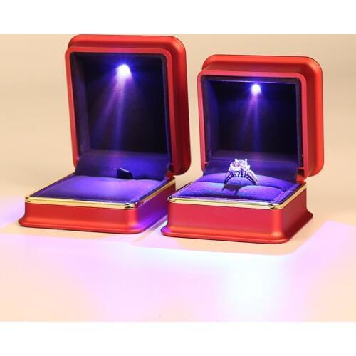 New Style Fashion Luxury Hight-end Plastic Wedding Ring Box Necklace Pendant Jewelry Box With LED Light 6colors For Lover