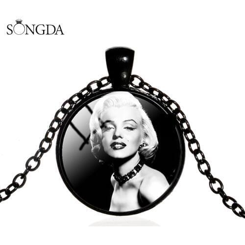 Classic Marilyn Monroe Celebrity Necklace Fashion Women Fans Souvenir Jewlery Handmade Glass Cabochon Pendant Necklace