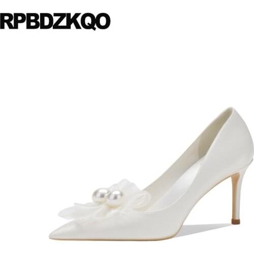 Bride White Satin Wedding Shoes Pearl Pumps Scarpin 8cm Bow Silk Ivory Ladies High Heels Girls Bridal Pointed Toe Bridesmaid