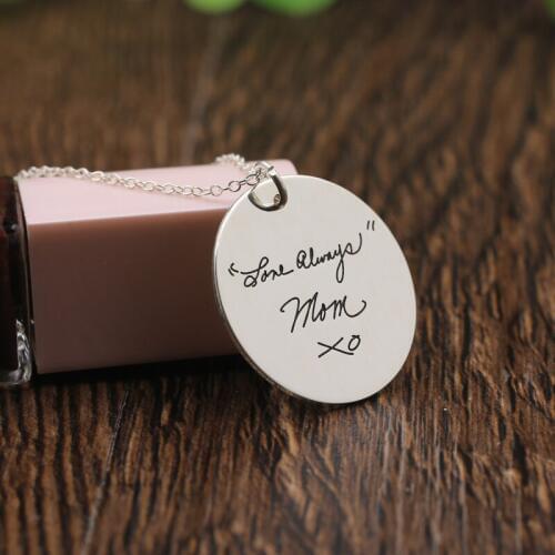 Signature Customized words Disc Necklace Stamped Signature Personalized Memorial Necklace for Mom
