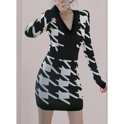 Fashion Autumn Winter Vintage V-Neck Mini Party Dress Ladies Elegant Long Sleeve Bird Lattice Knitted Bodycon Skinny Short Dress