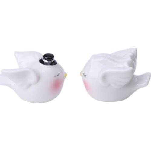 Bride Groom Loving Birds Ceramic Salt Pepper Shaker Pot Set Wedding Home Decor M15