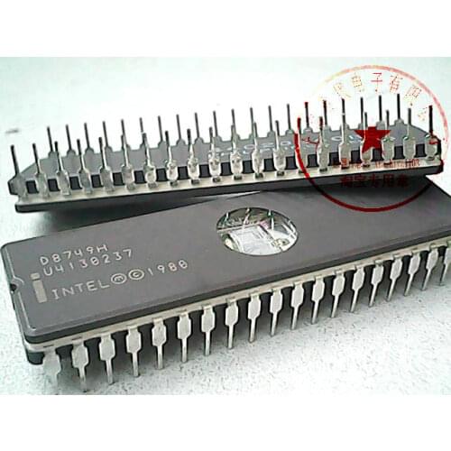 D8749H DIP-40