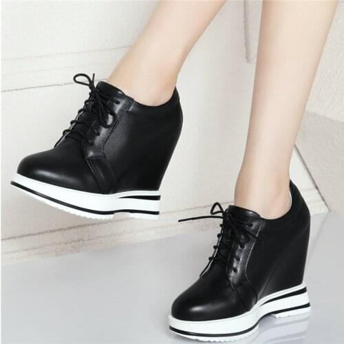 Fashion Sneakers Women Lace Up Cow Leather Wedge High Heel Vulcanized Shoes Female Round Toe Platform Oxfords Shoes Casual Shoes
