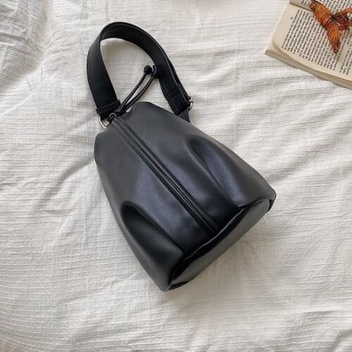 2021 New High Quality Leather Casual Female Bag Japan Style Small Women Handbags Youth Single Shoulder Bag Whole Sale