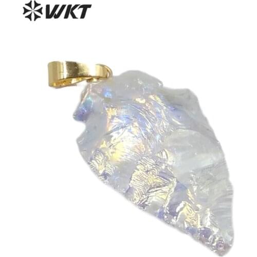 WT-P1542 WKT Wholesale Fashion Natural Quartz Stone Arrowhead Pendant Gold Electroplated Pendant Women Fashion Jewerly Findings